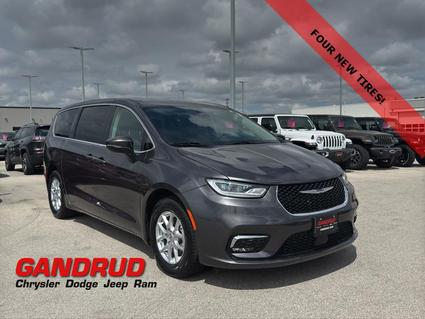 2023 Chrysler Pacifica Green Bay WI