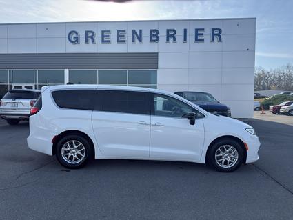 2024 Chrysler Pacifica Lewisburg WV