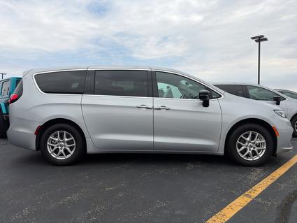 2024 Chrysler Pacifica Taylorville IL