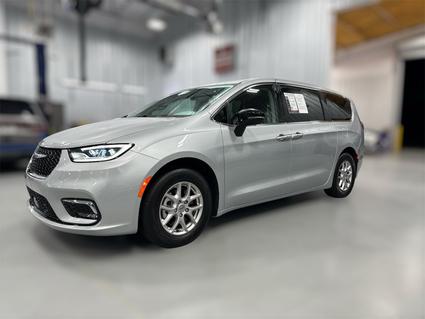 2024 Chrysler Pacifica Cleveland GA