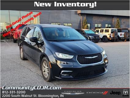 2024 Chrysler Pacifica Bloomington IN