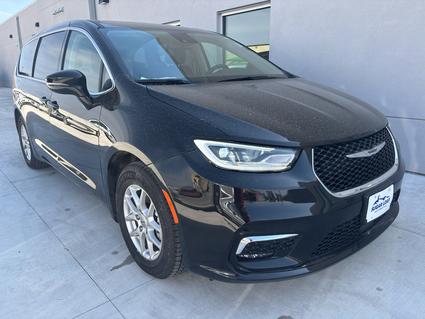 2024 Chrysler Pacifica Winona MN