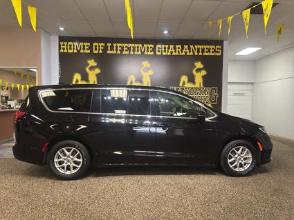 2024 Chrysler Pacifica Rock Springs WY