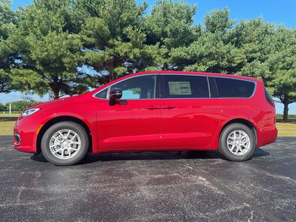 2025 Chrysler Pacifica Taylorville IL