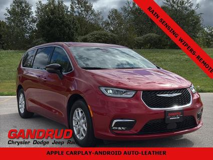2026 Chrysler Pacifica Green Bay WI