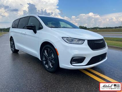 2026 Chrysler Pacifica Enterprise AL