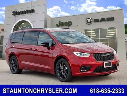 2026 Chrysler Pacifica Staunton IL