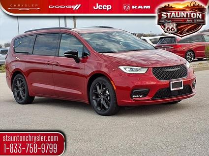 2026 Chrysler Pacifica Staunton IL