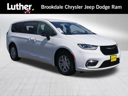 2026 Chrysler Pacifica Minneapolis MN