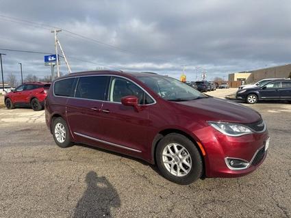 2020 Chrysler Pacifica Sheboygan WI