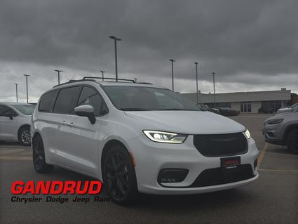 2023 Chrysler Pacifica Green Bay WI