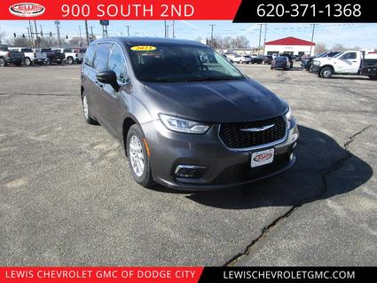 2023 Chrysler Pacifica Dodge City KS