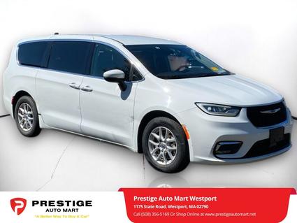 2023 Chrysler Pacifica Westport MA