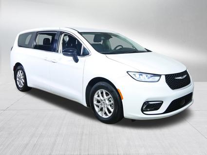 2024 Chrysler Pacifica Minneapolis MN