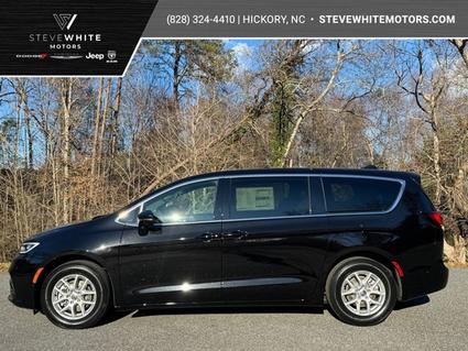 2025 Chrysler Pacifica Newton NC