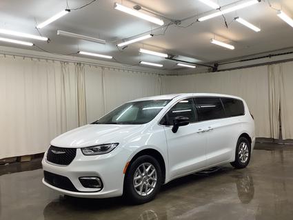 2025 Chrysler Pacifica Warsaw IN