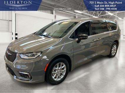 2025 Chrysler Pacifica High Point NC