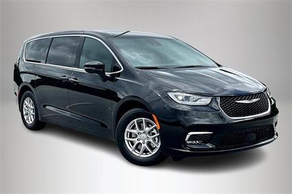 2026 Chrysler Pacifica Union City GA