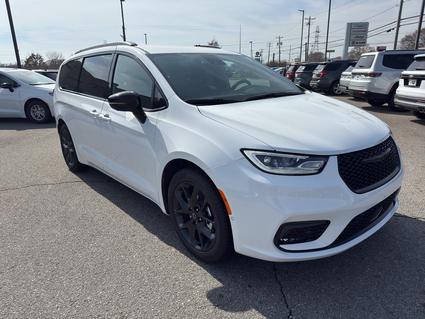 2026 Chrysler Pacifica Lincolnton NC