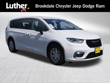 2026 Chrysler Pacifica Minneapolis MN