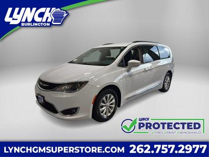 2017 Chrysler Pacifica Burlington WI