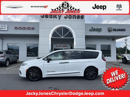 2024 Chrysler Pacifica Hayesville NC