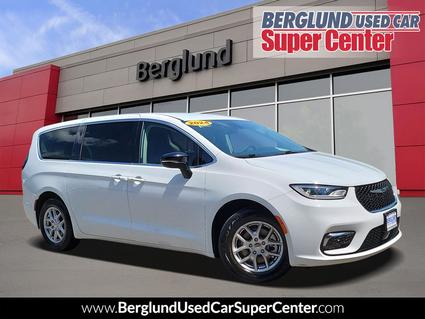 2024 Chrysler Pacifica Roanoke VA