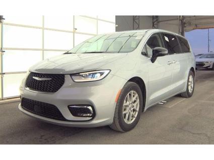 2024 Chrysler Pacifica Hazel Green WI