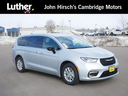 2026 Chrysler Pacifica Cambridge MN