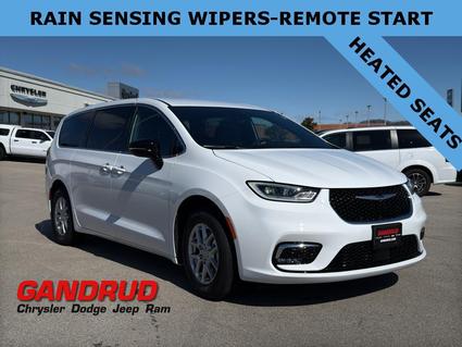 2026 Chrysler Pacifica Green Bay WI