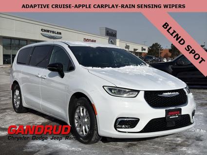 2026 Chrysler Pacifica Green Bay WI