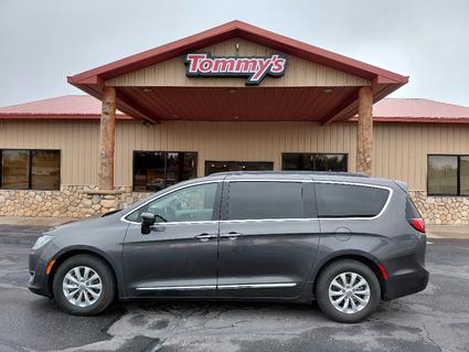 2017 Chrysler Pacifica Chadron NE