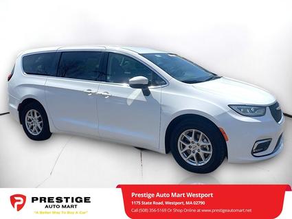 2023 Chrysler Pacifica Westport MA