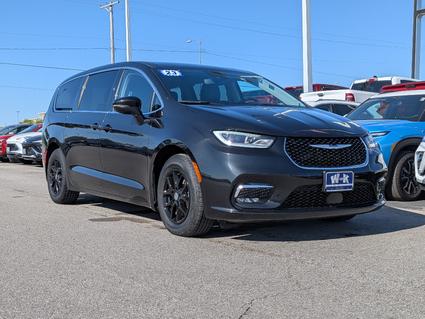 2023 Chrysler Pacifica Sedalia MO