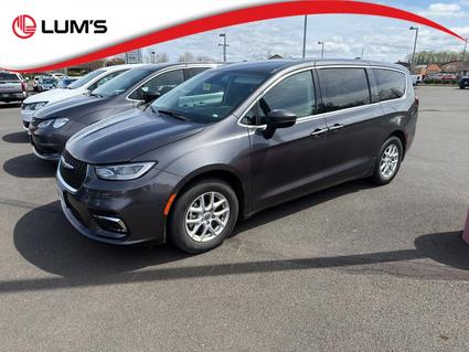 2023 Chrysler Pacifica Warrenton OR