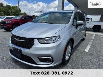 2023 Chrysler Pacifica Newton NC