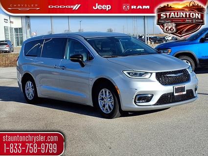 2024 Chrysler Pacifica Staunton IL