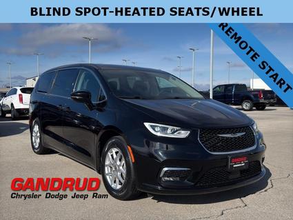 2024 Chrysler Pacifica Green Bay WI