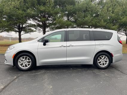 2024 Chrysler Pacifica Taylorville IL