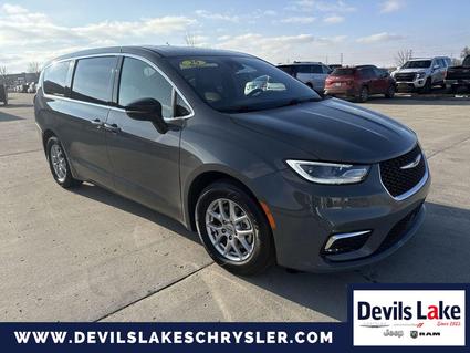2025 Chrysler Pacifica Devils Lake ND