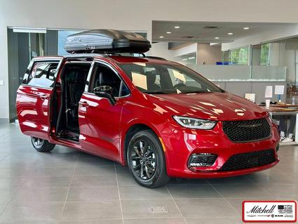 2025 Chrysler Pacifica Enterprise AL