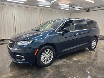 2025 Chrysler Pacifica Warsaw IN