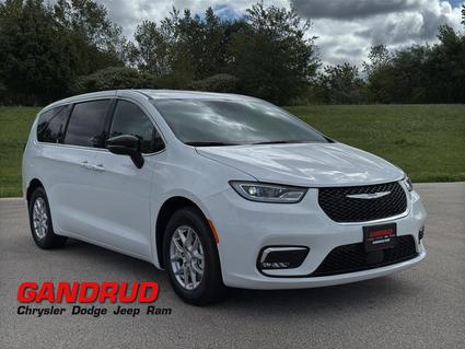 2026 Chrysler Pacifica Green Bay WI