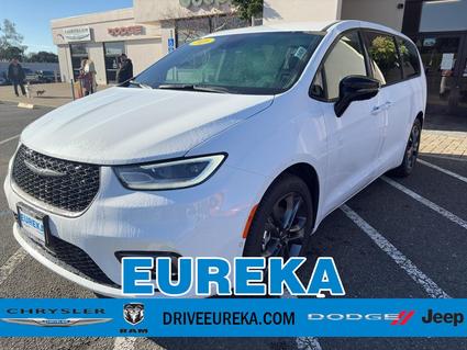 2026 Chrysler Pacifica Eureka CA
