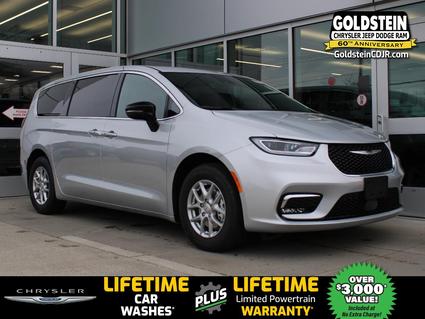 2026 Chrysler Pacifica Latham NY