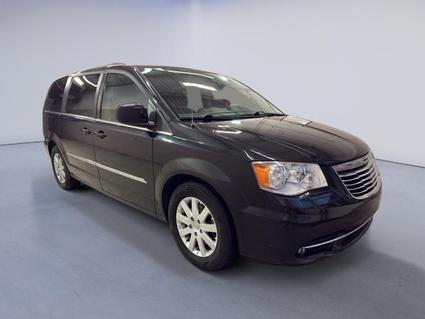 2016 Chrysler Town & Country Brunswick OH