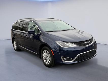 2017 Chrysler Pacifica Louisville TN