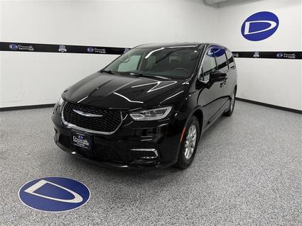 2024 Chrysler Pacifica Bismarck ND