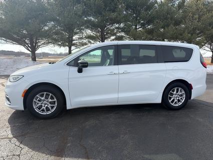 2025 Chrysler Pacifica Taylorville IL