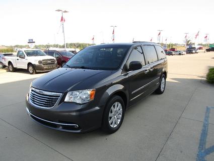 2015 Chrysler Town & Country Effingham IL
